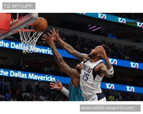 克莱半场表现出色三分球完美命中助力球队进攻火力全开